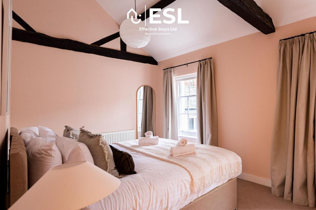 Elegant Apartment On Historic Cobbled High St Shrewsbury Town Centre Exteriér fotografie