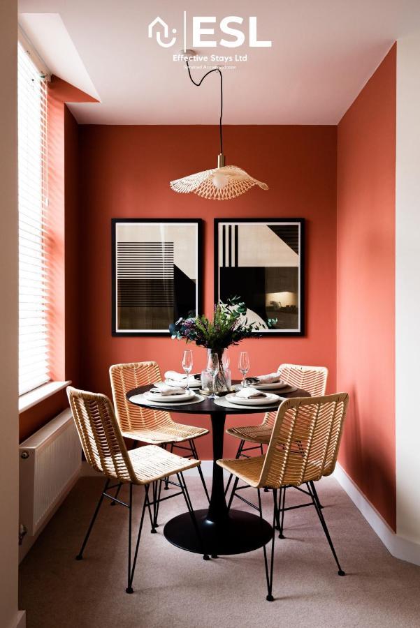 Elegant Apartment On Historic Cobbled High St Shrewsbury Town Centre Exteriér fotografie