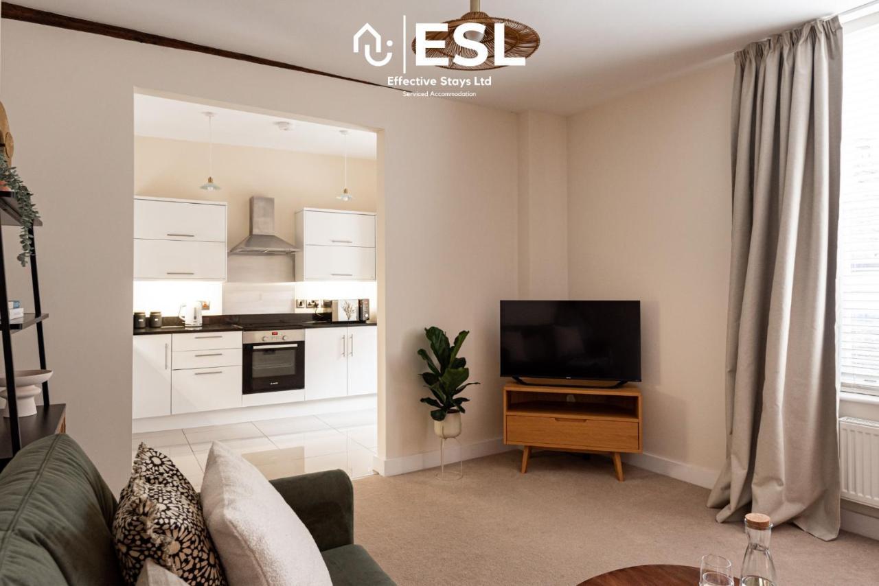 Elegant Apartment On Historic Cobbled High St Shrewsbury Town Centre Exteriér fotografie