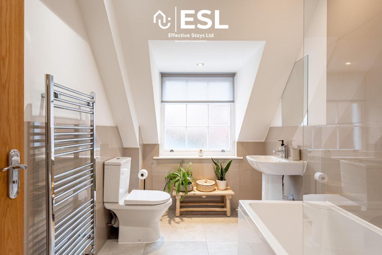 Elegant Apartment On Historic Cobbled High St Shrewsbury Town Centre Exteriér fotografie