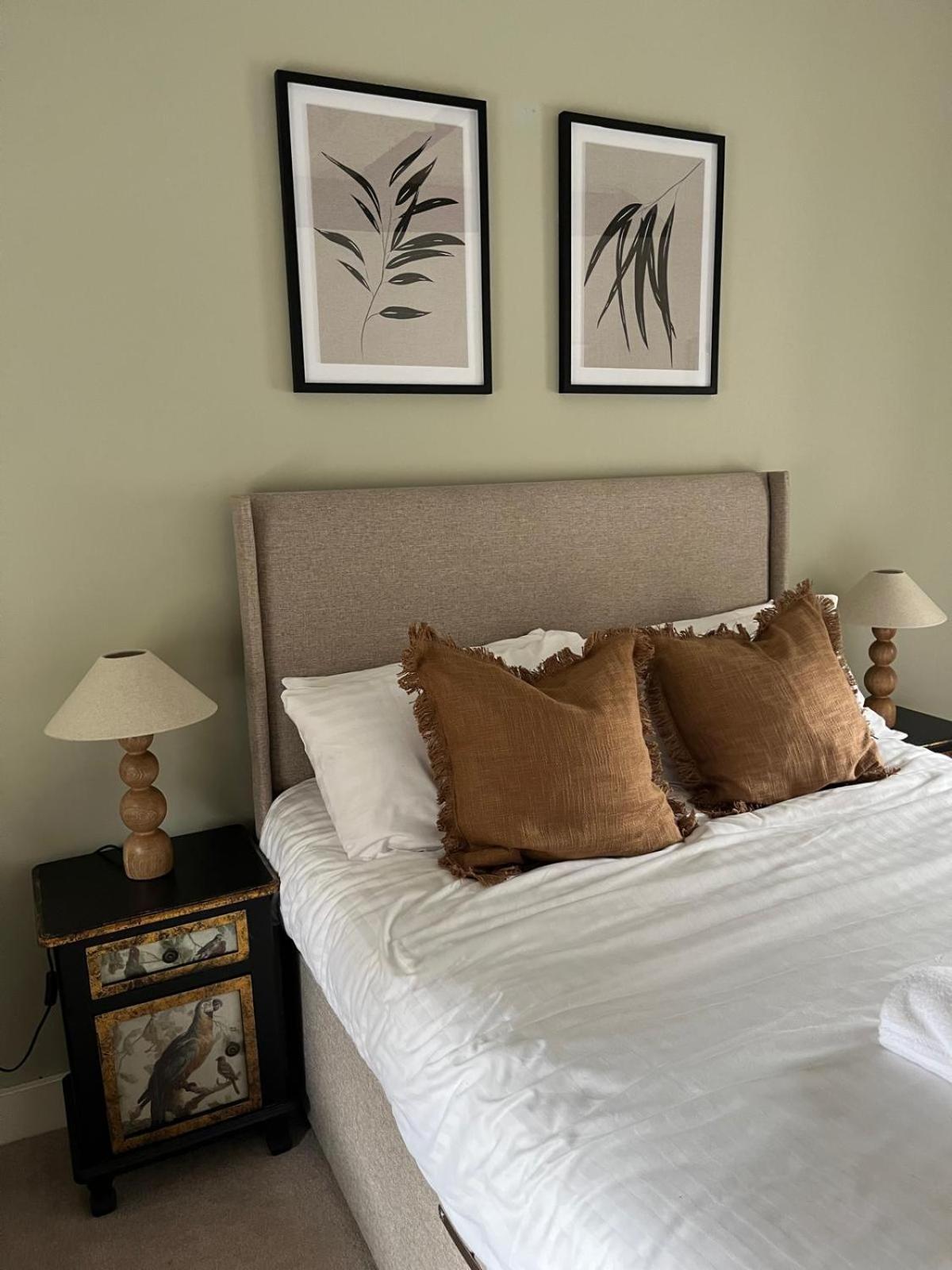 Elegant Apartment On Historic Cobbled High St Shrewsbury Town Centre Exteriér fotografie